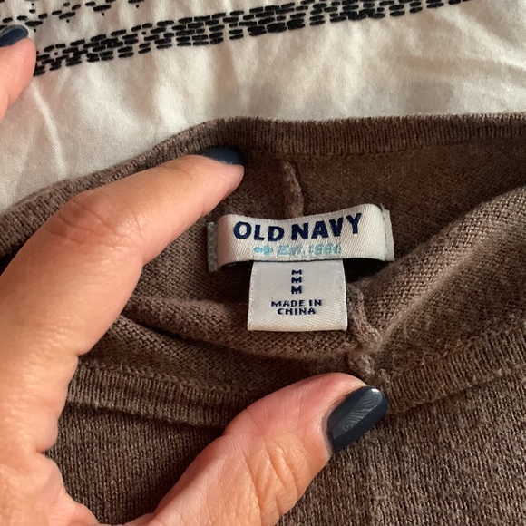 Old Navy Sweaters - Picture 3 of 5